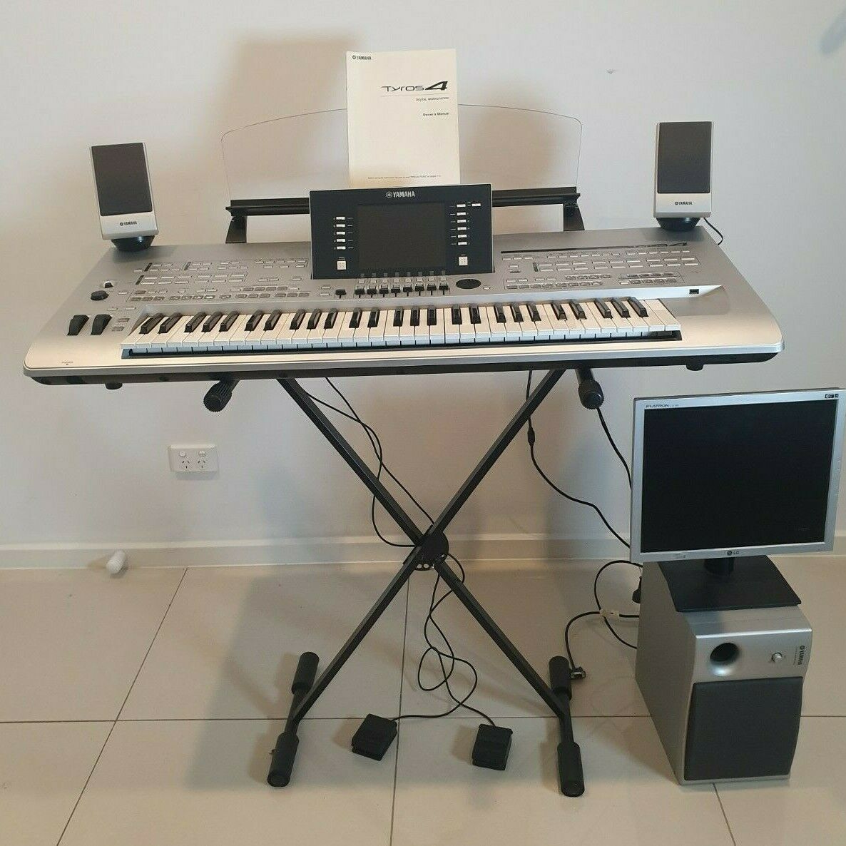looking to buy yamaha tyros 3 workstation looking to buy yamaha tyros 3 workstation