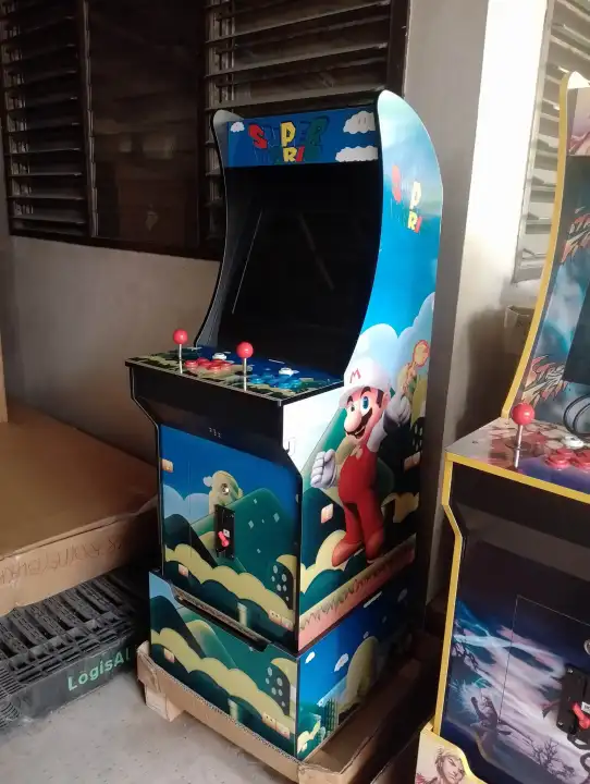 Super Mario Arcade Machine / Arcade Games