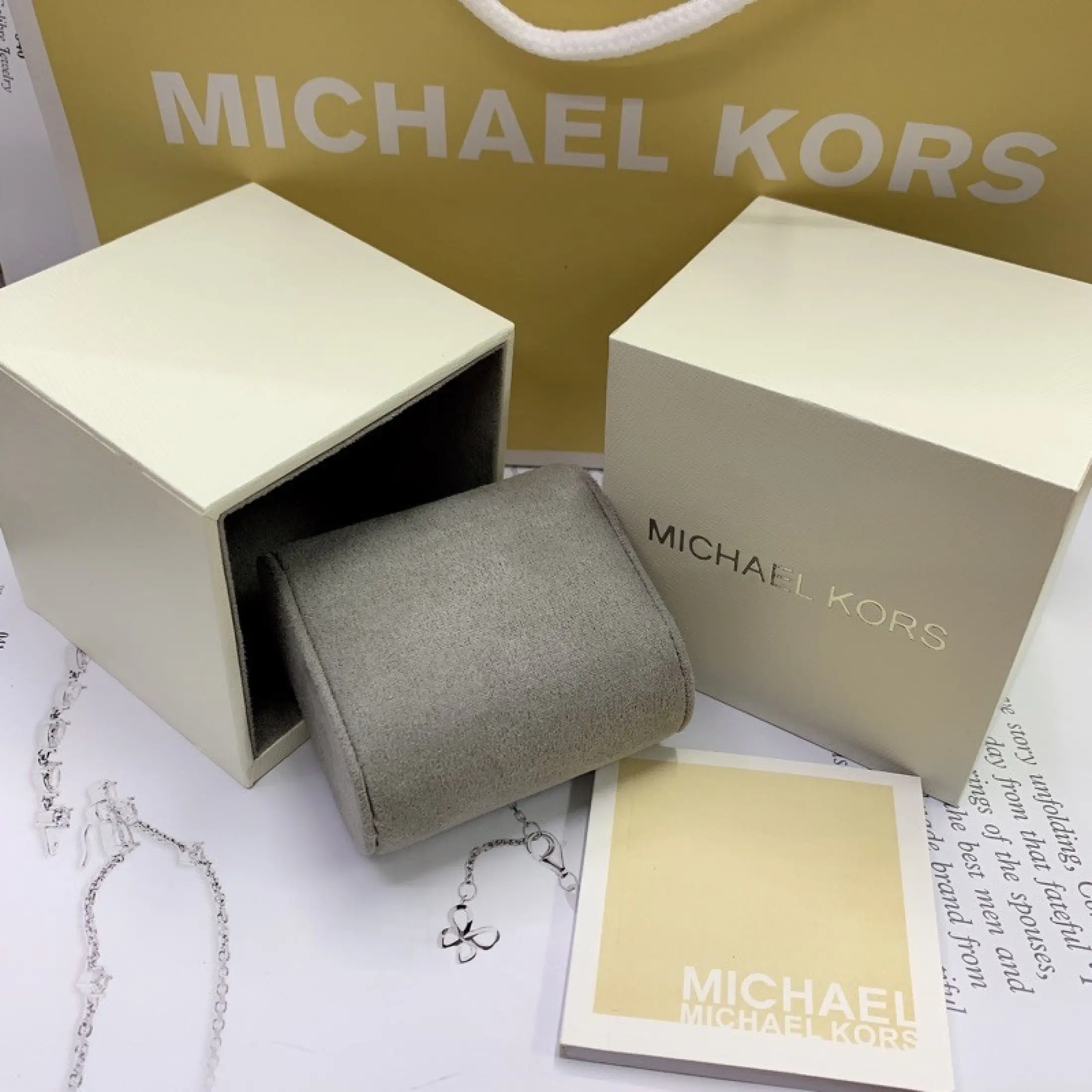 Mk watch box Clearance