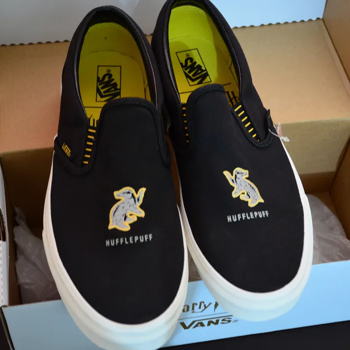 Limited Edition Vans Harry Potter Hufflepuff Classic Slip On Shoes | Lazada PH